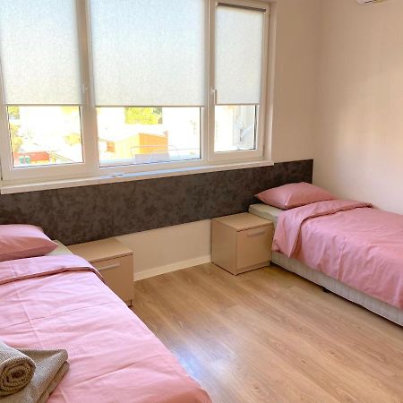 Top Centre Zara Apartment Stara Zagora Eksteriør billede