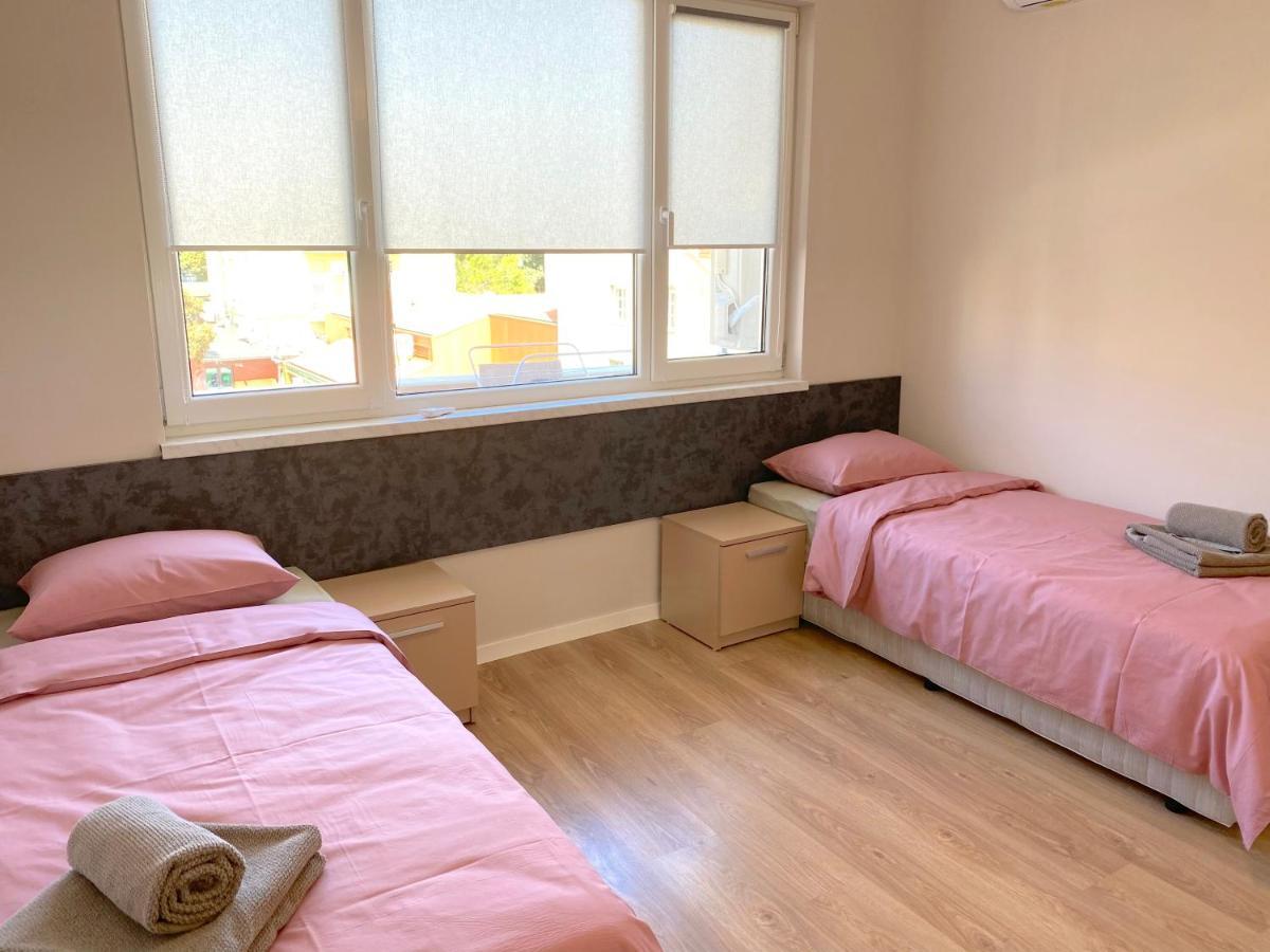 Top Centre Zara Apartment Stara Zagora Eksteriør billede